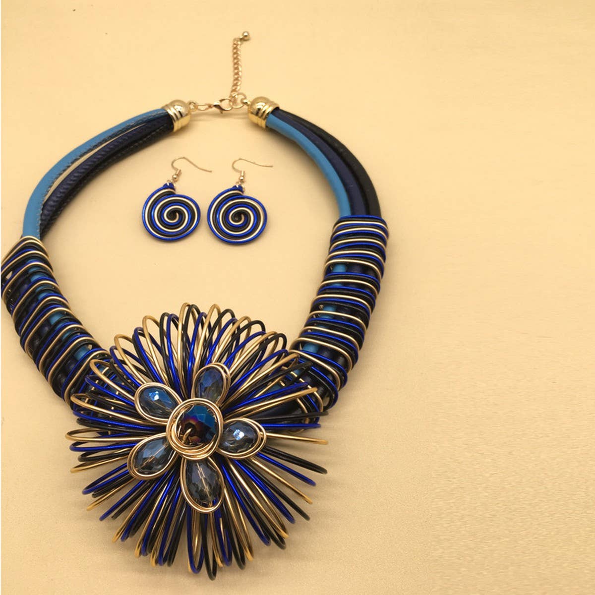 HANDMADE ALUMINUM WIRE FLOWER NECKLACE EARRING SET