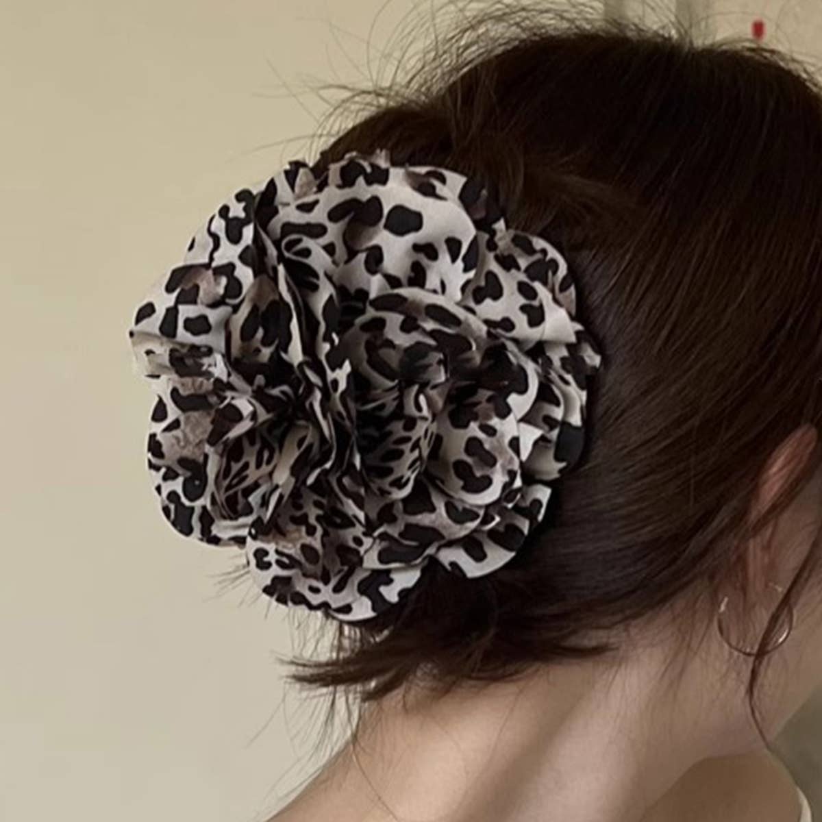 DESIGN LEOPARD PRINT FLOWER FULL BACK HAIR CLIP