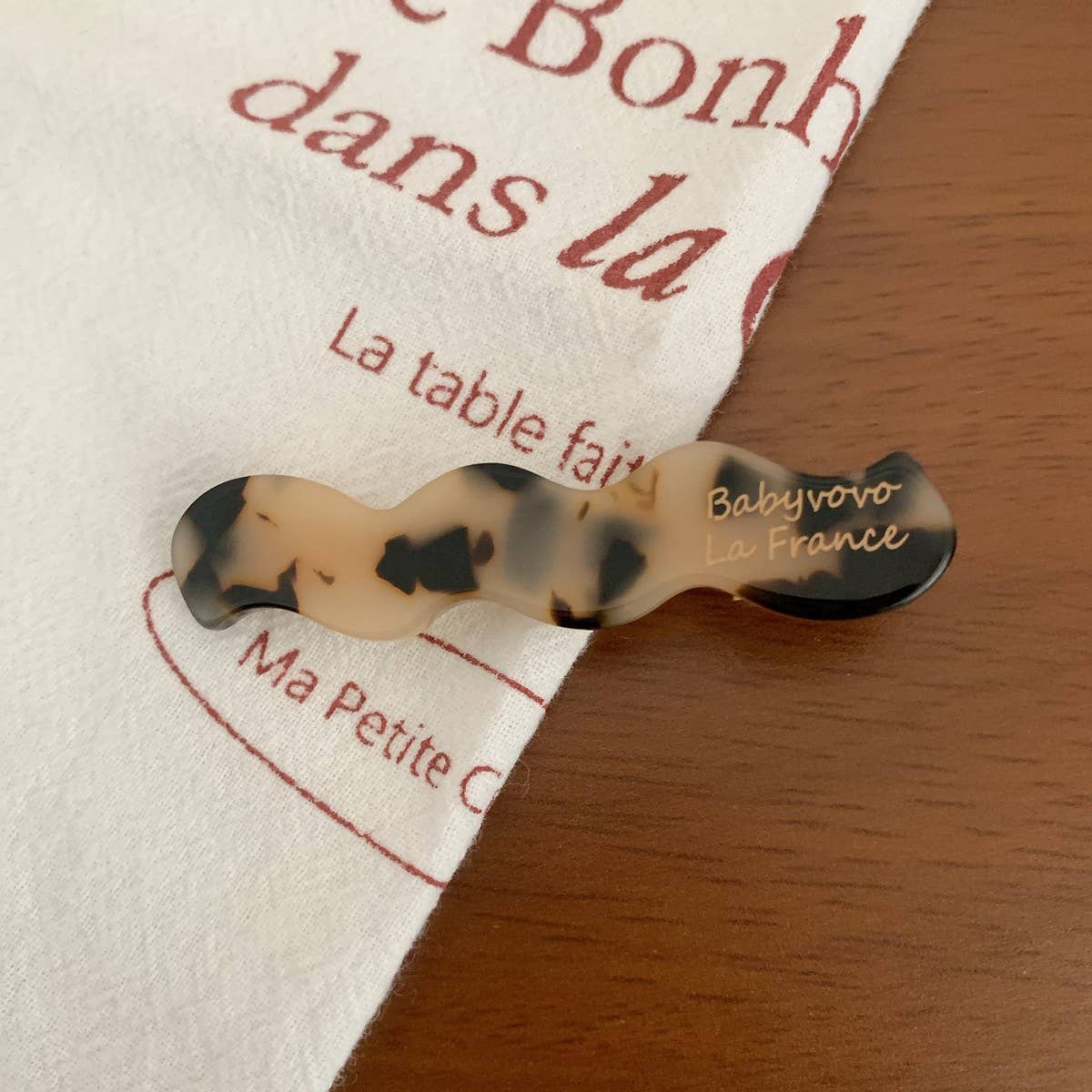 CWAHA07731_SIMPLE ACETATE HAIR CLIP SIDE BANG DUCKBILL