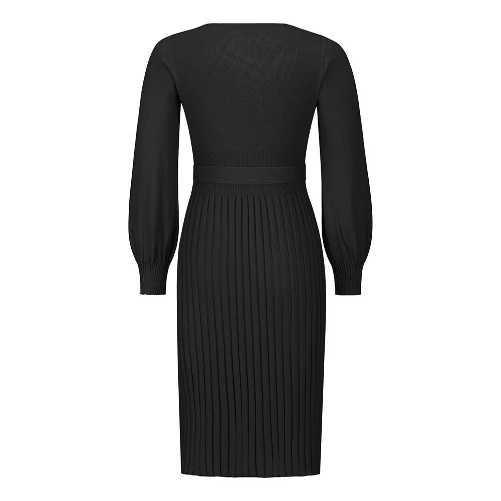 Fitted pleated mid-length knitted dress