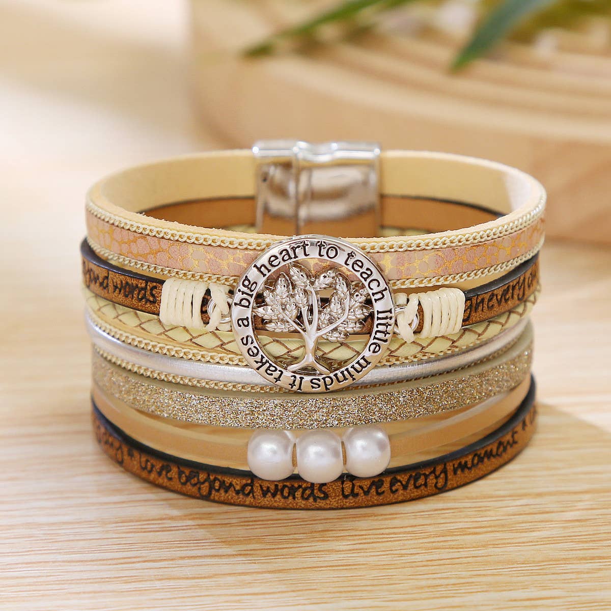 BOHEMIAN MAGNETIC CLASP MULTI-LAYER BRACELET_CWAJE1459