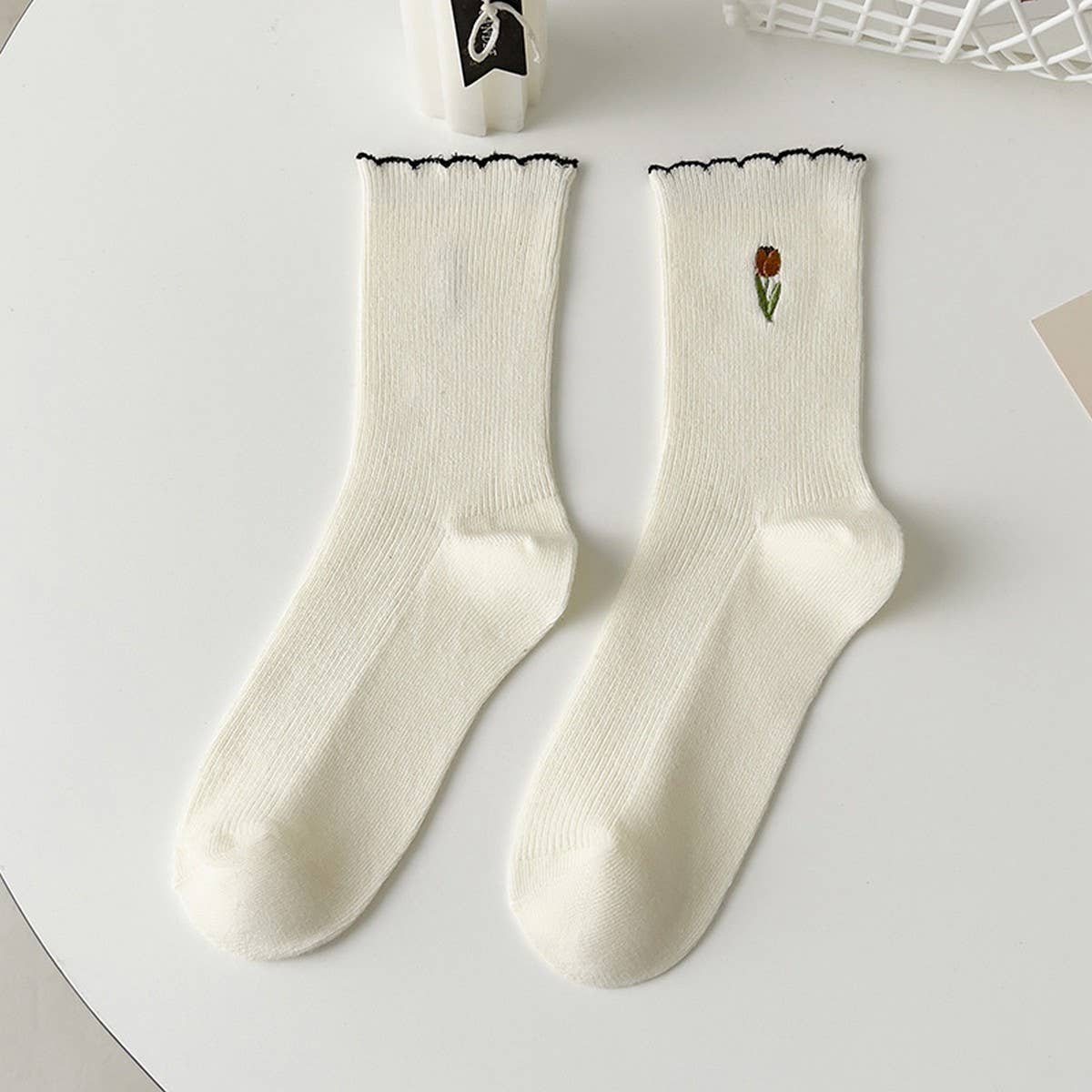 WOMEN'S PREPPY STYLE SOCKS WITH LACE EMBROIDERY