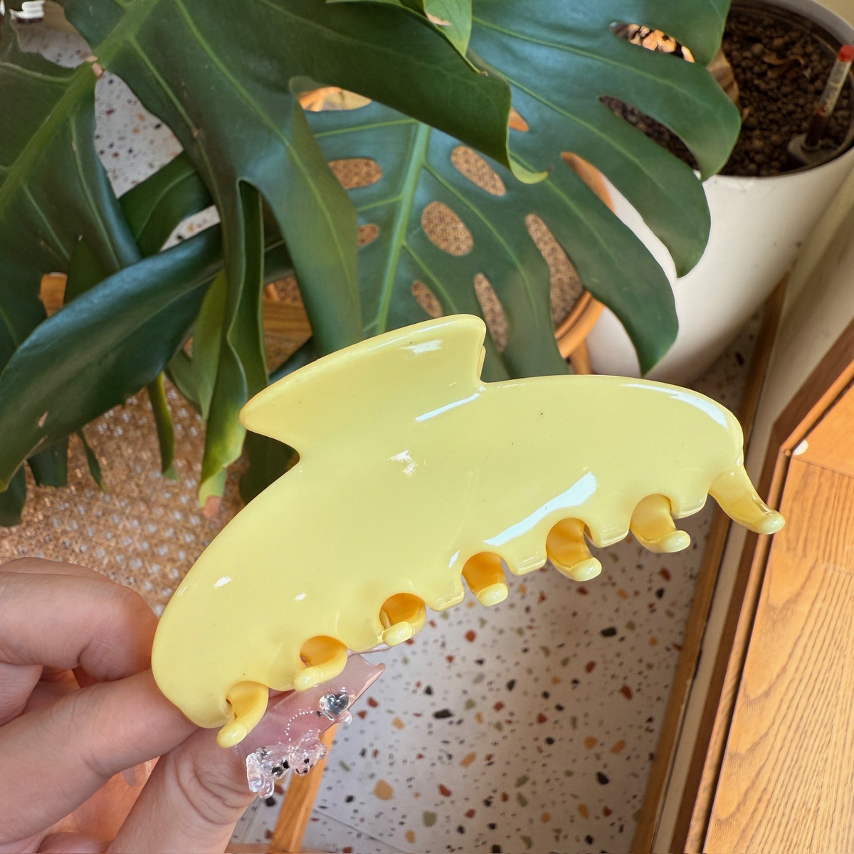 Dopamine Hair Claw ? Jelly Color Y2K Clip