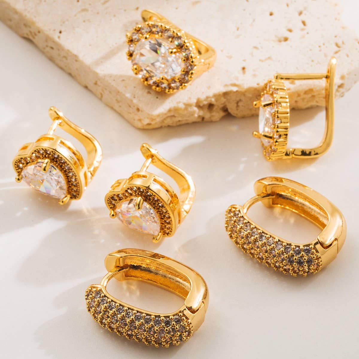 Heart Geometric CZ Stud Earrings Gold-Plated Brass