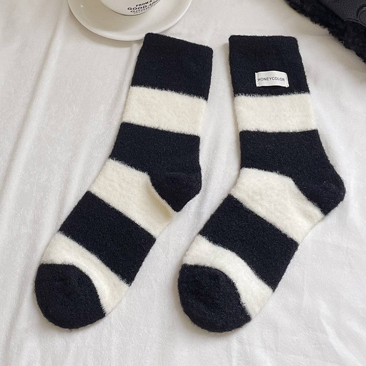 THICKENED PANDA FURRY HOME SLEEP SOCKS