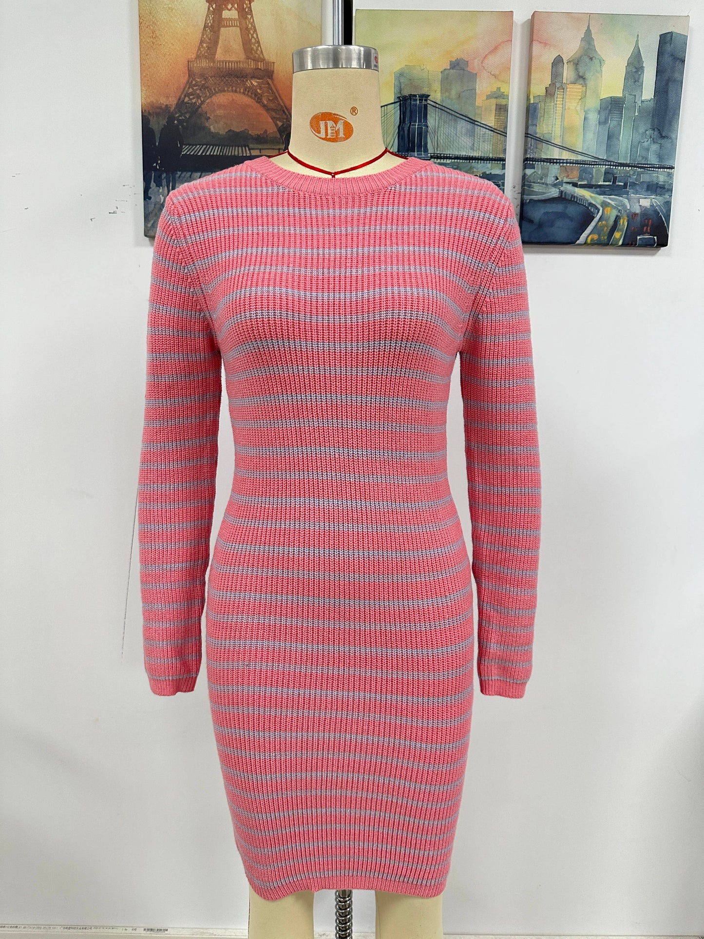 MEDIUM SWEATER SKIRT WITH STRIPED PULLOVER