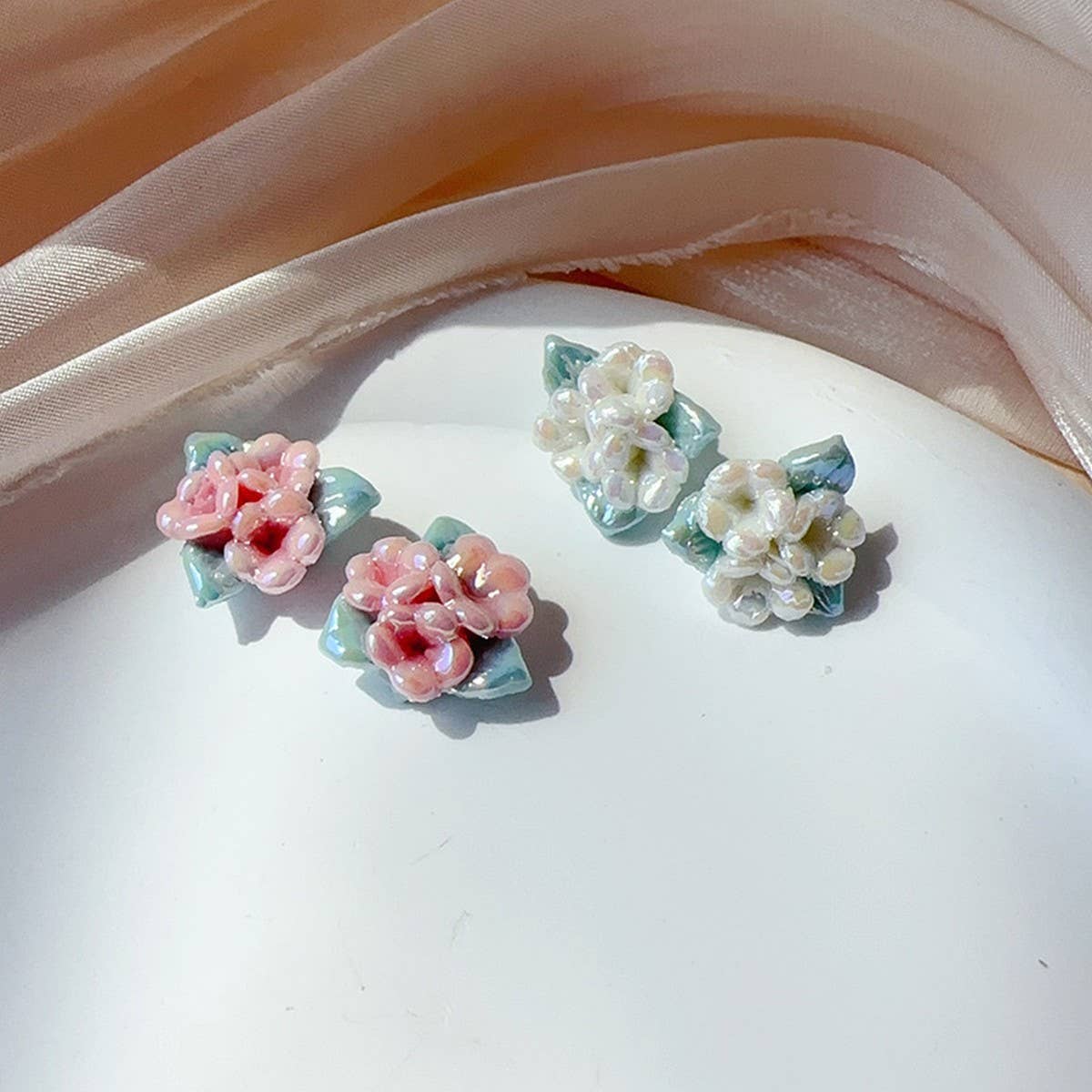 RETRO SWEET FOREST TRIANGLE EARRINGS