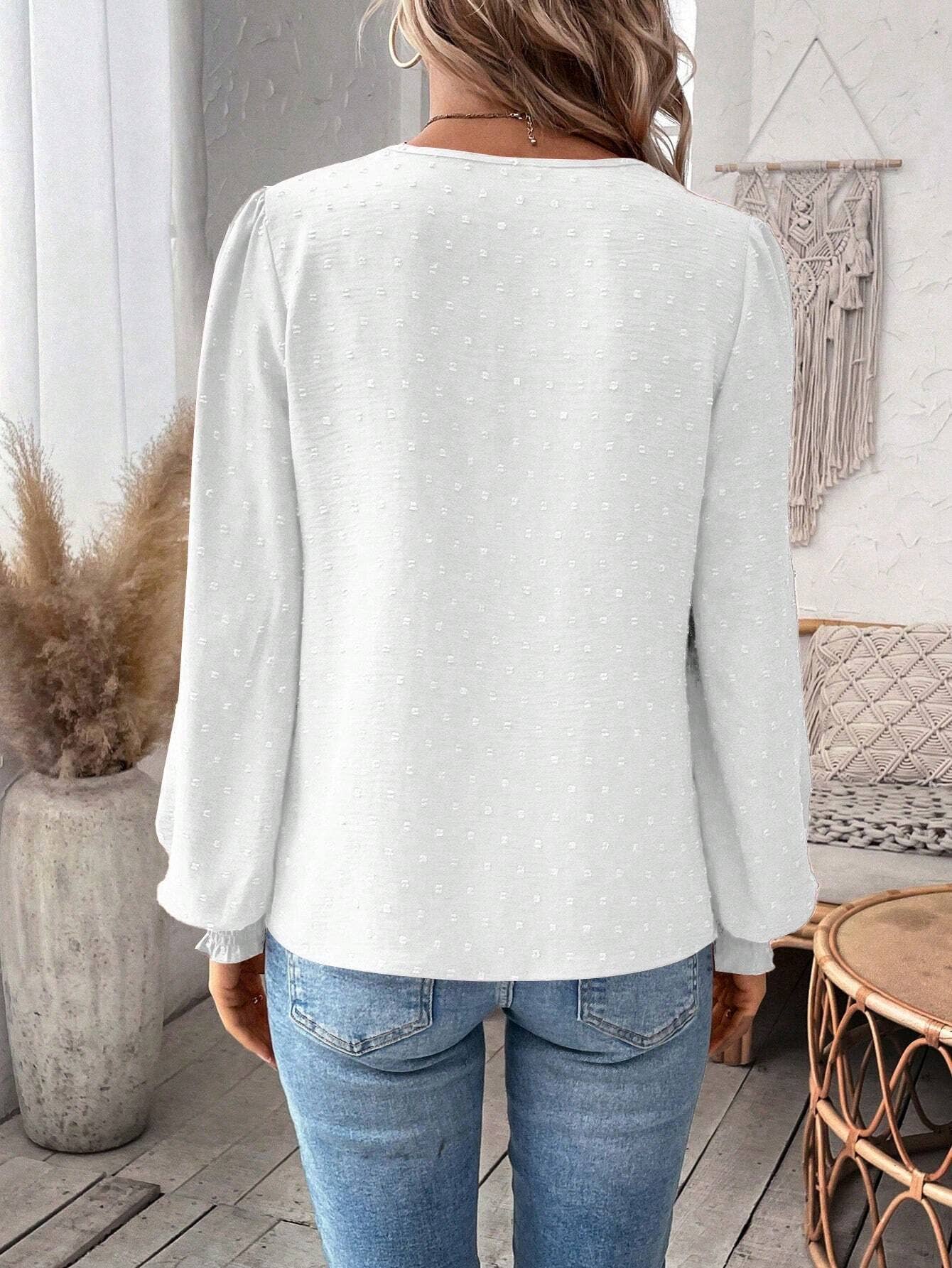 V-neck lace solid-color long-sleeved T-shirt