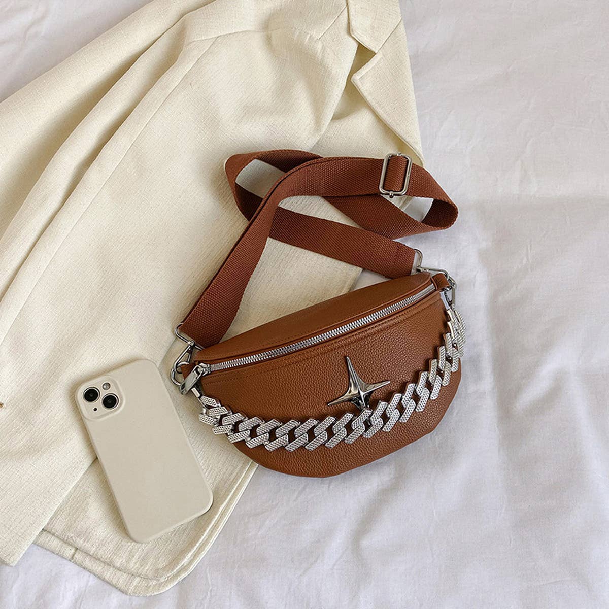 BELT BAG , CROSSBODY BAG SUMMER WITH CHUNKY CHAIN_CWAB2067