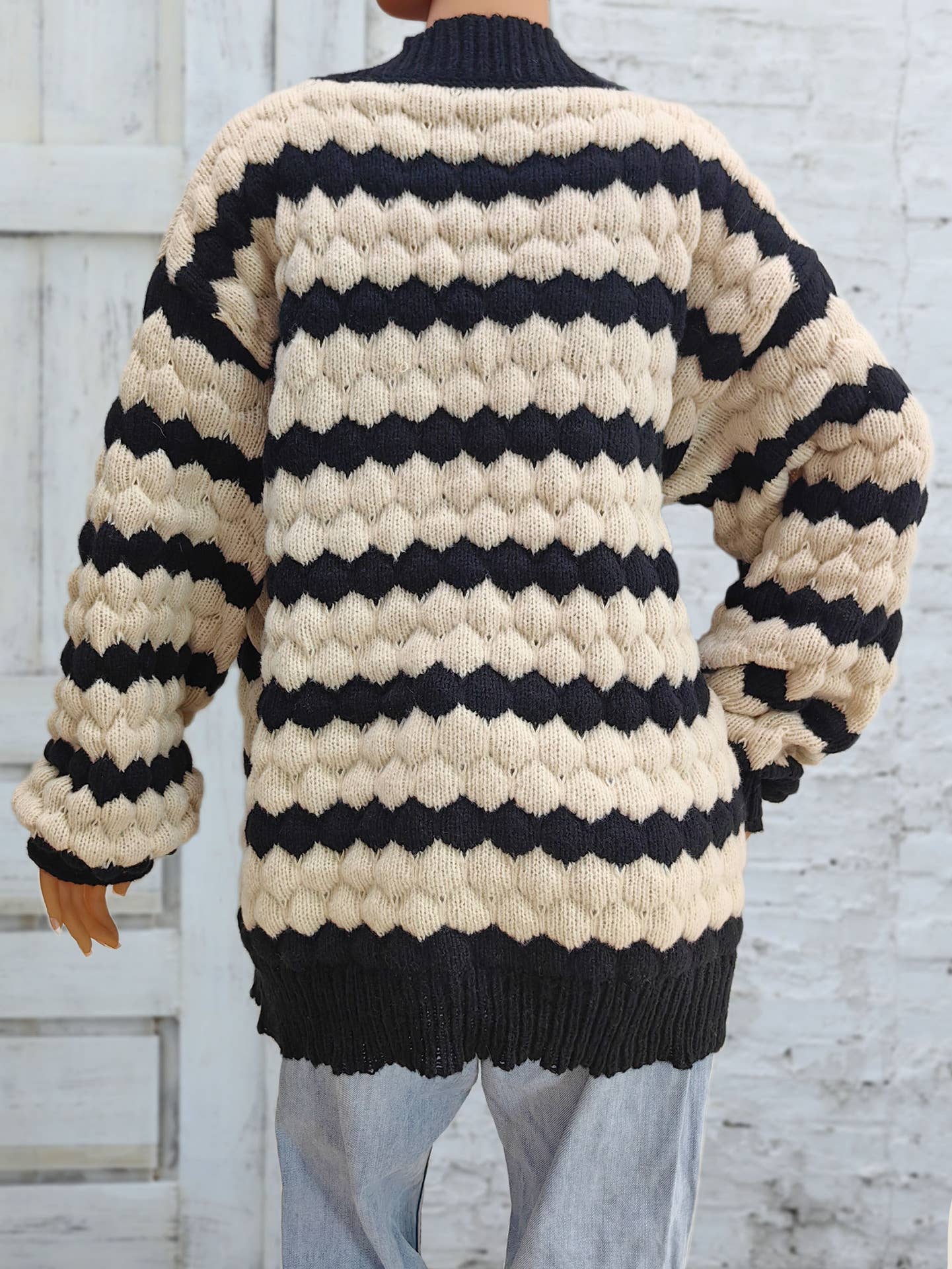 THREE-DIMENSIONAL STRIPED SWEATER CARDIGAN