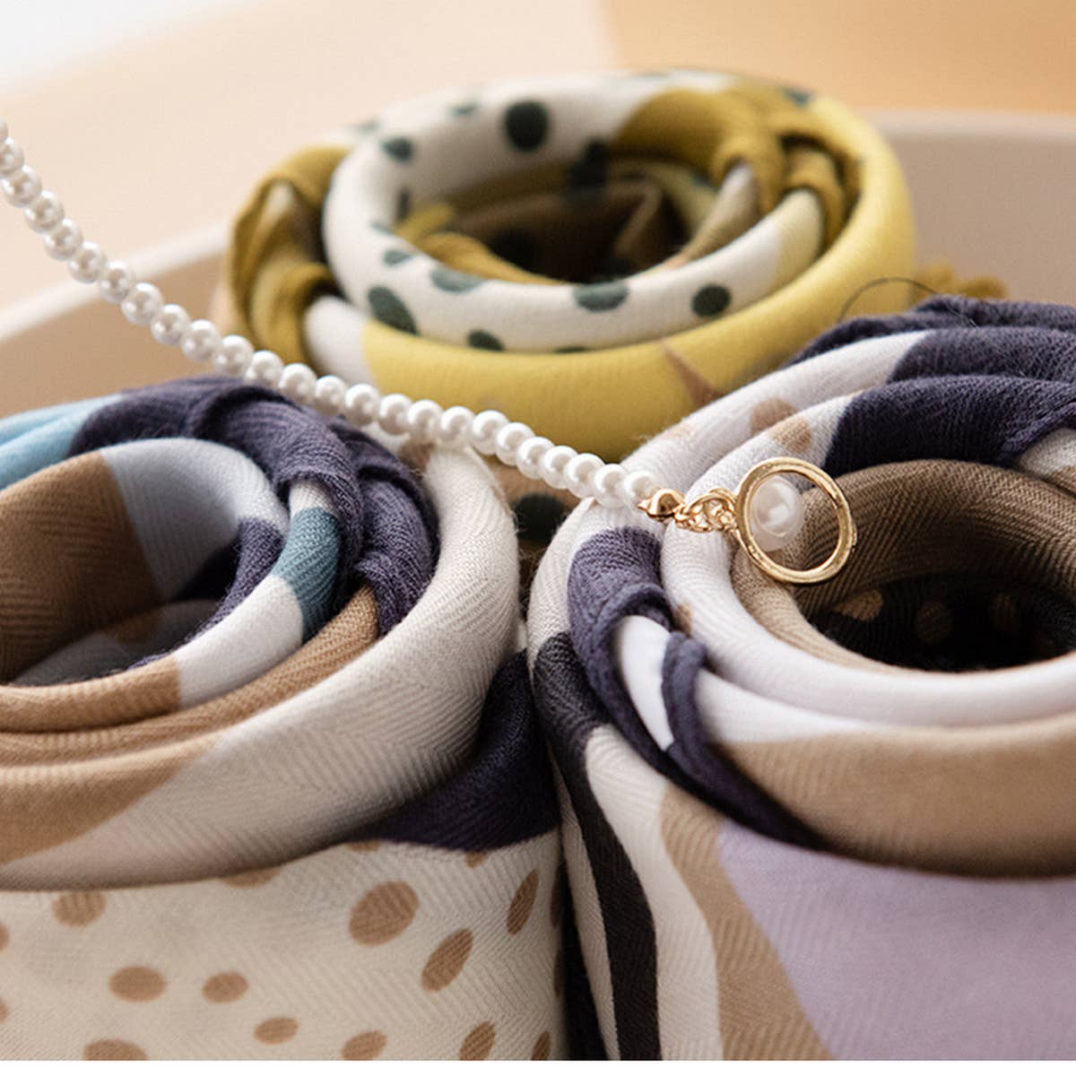 2024 NEW DOUBLE-SIDED PRINTED SQUARE SCARF_CWASC0934