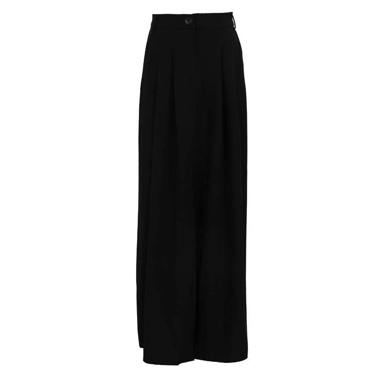 Stylish and versatile pleated A-line skirt
