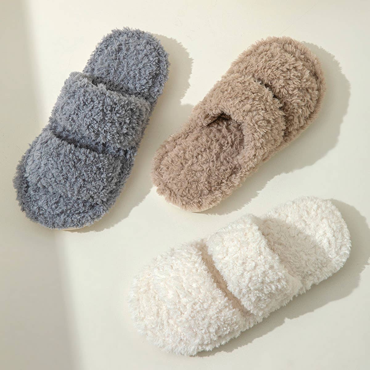 HOME CURLY INDOOR OPEN FUR SLIPPERS