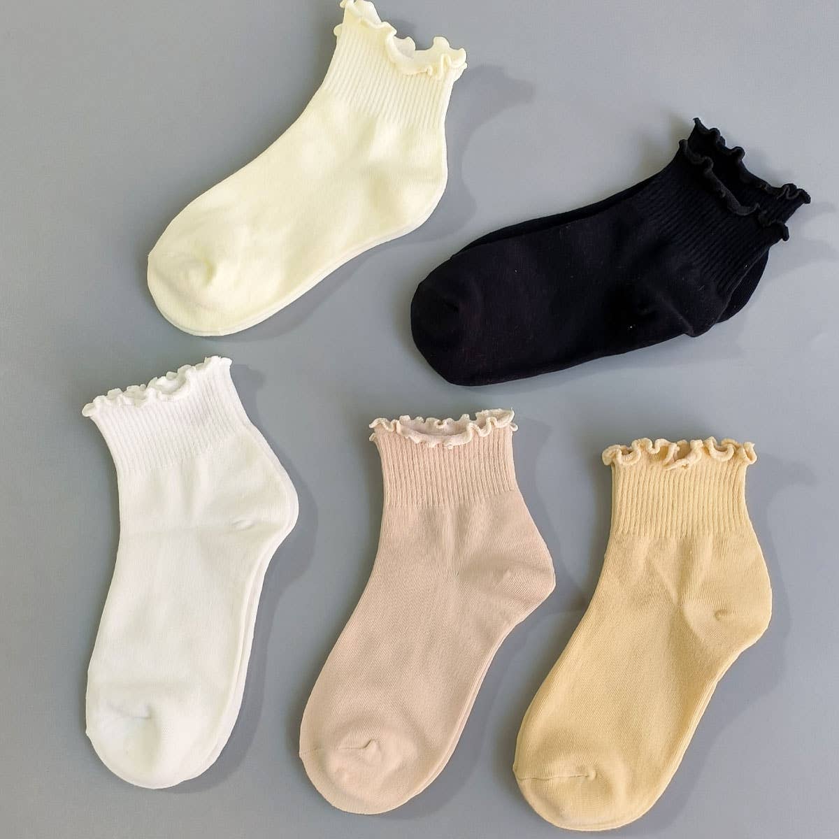 Womens Solid Color Ruffle Ankle Socks