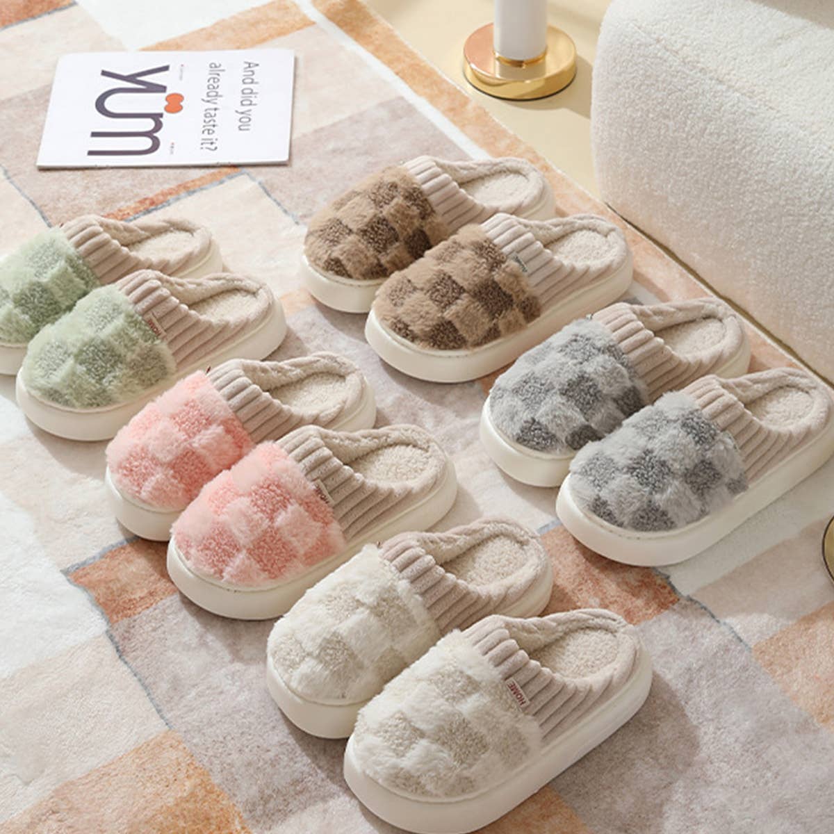 Checkered Fuzzy Warm Slippers ??Cozy & Stylish_CWSHS0270