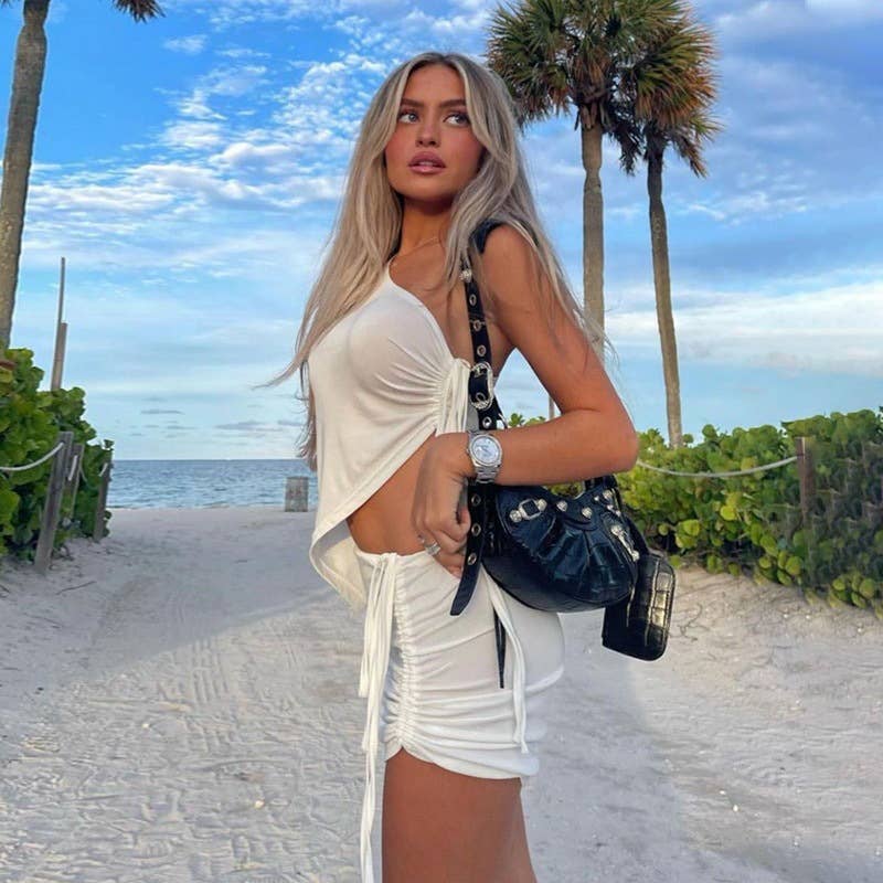 One-shoulder chest pleated short skirt suit