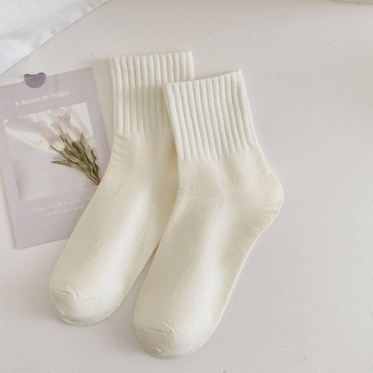 WOMEN'S NEW WHITE STRIPED POLKA DOT MID-CALF SOCKS