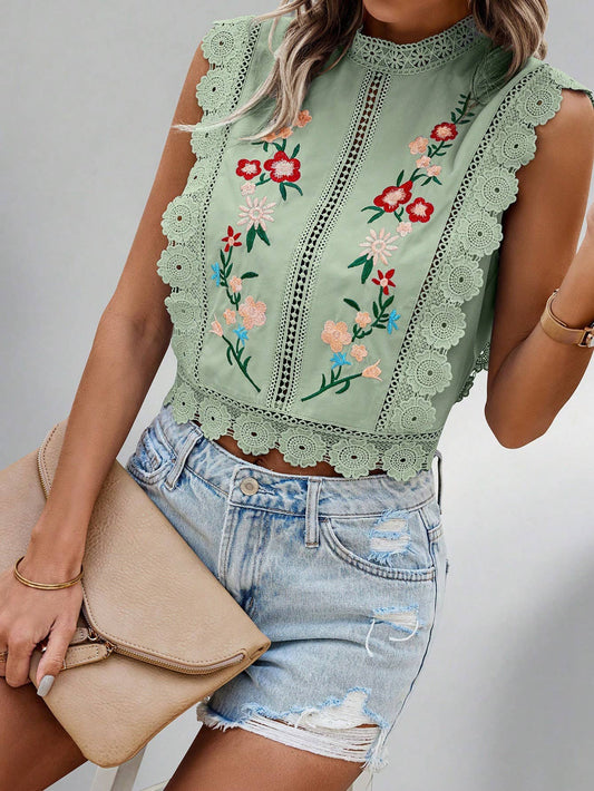 Lace embroidered round-neck hollowed-out T-shirt