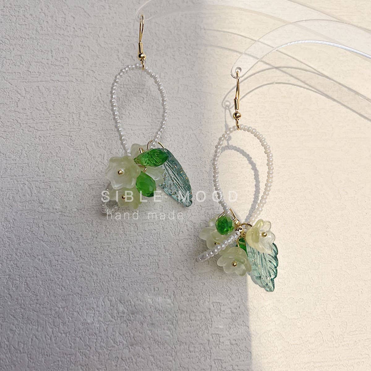 SWEET AND ELEGANT HAND-WOVEN CRYSTAL EARRINGS