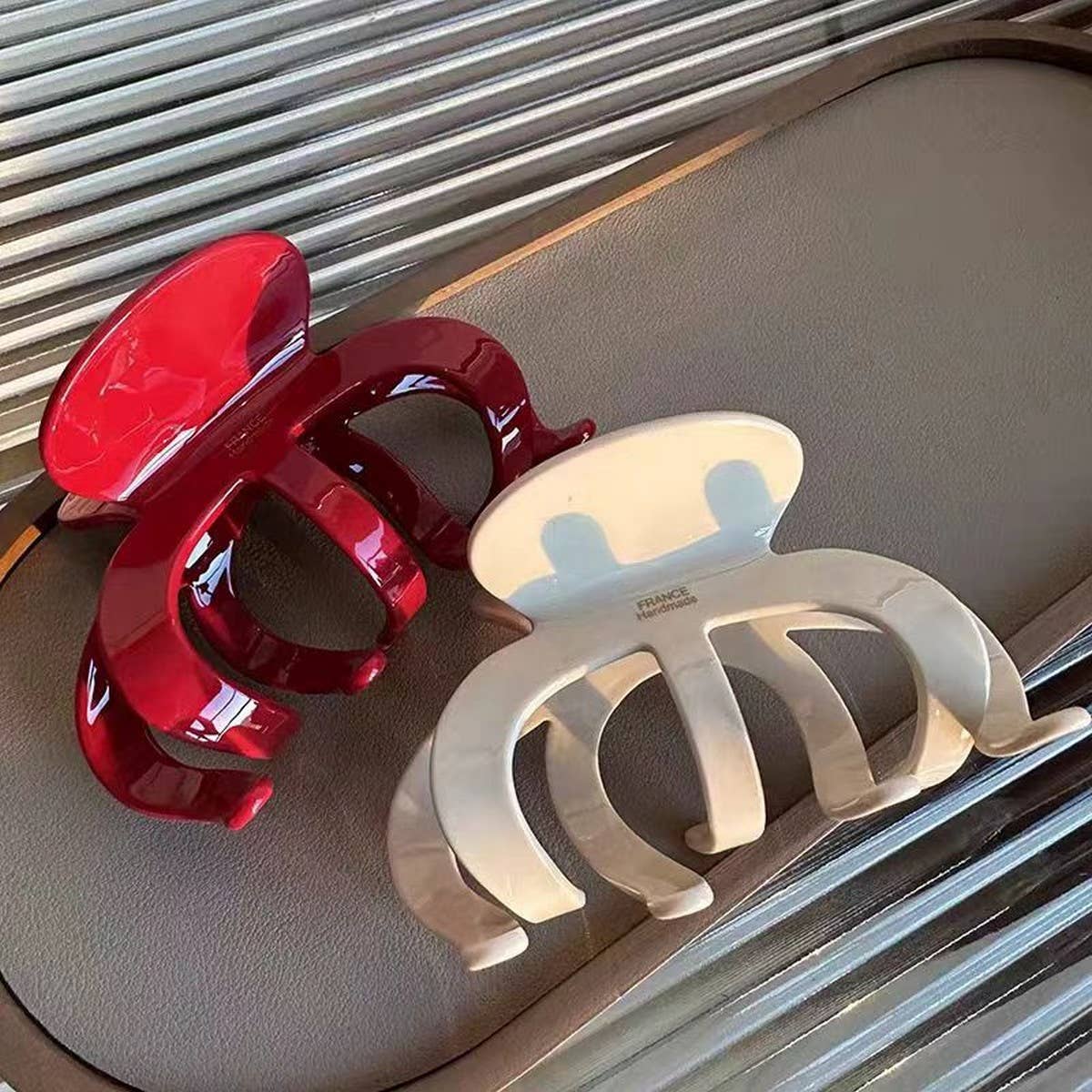 Large octopus bun thick double-sided retro clip