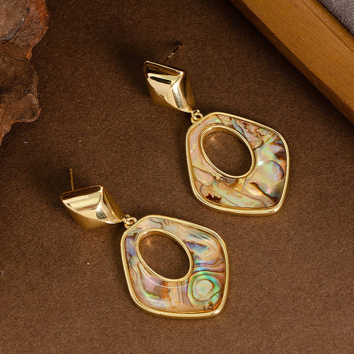 FASHIONABLE COLORFUL NATURAL ABALONE EARRINGS