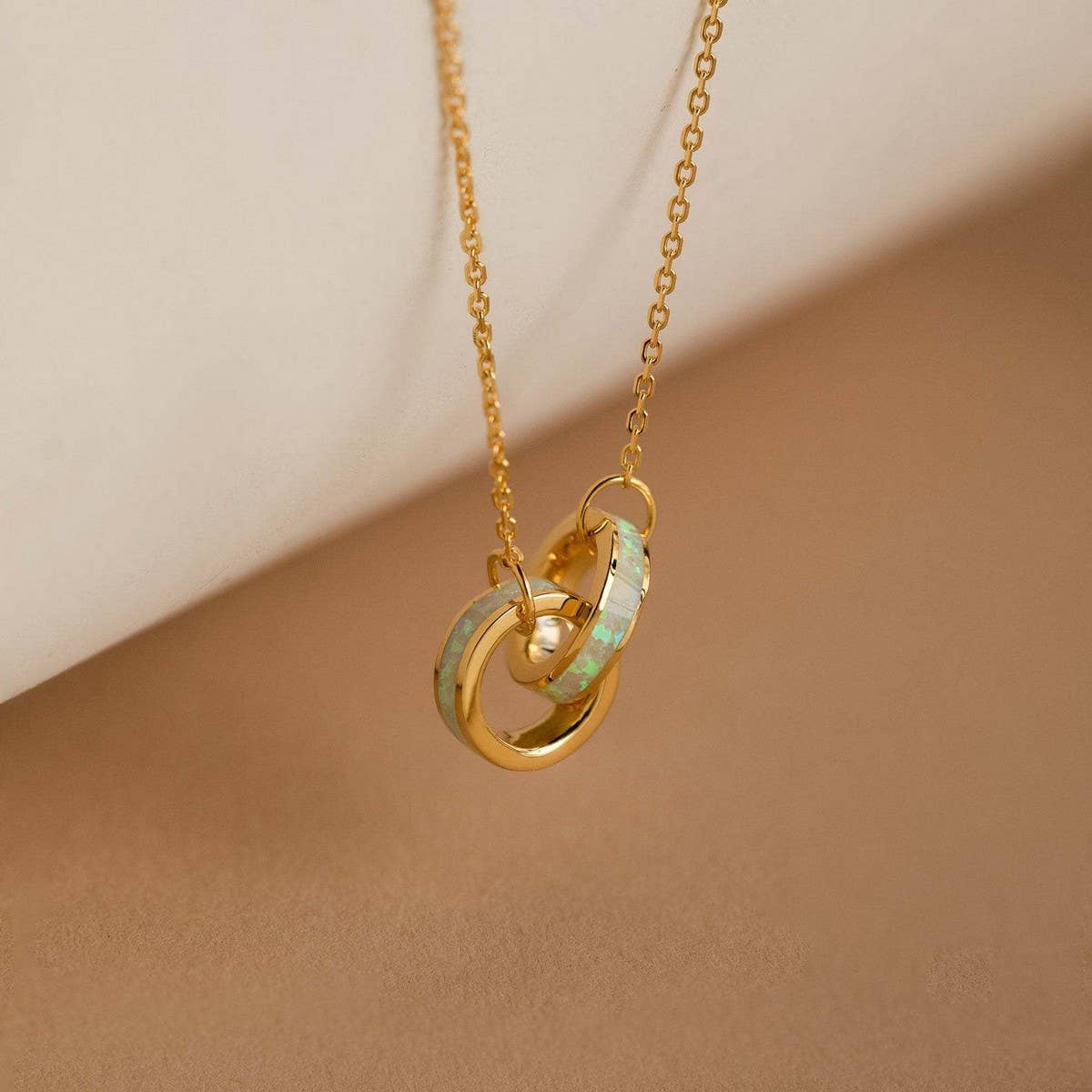 ETERNITY CIRCLE INTERLOCKING NECKLACE
