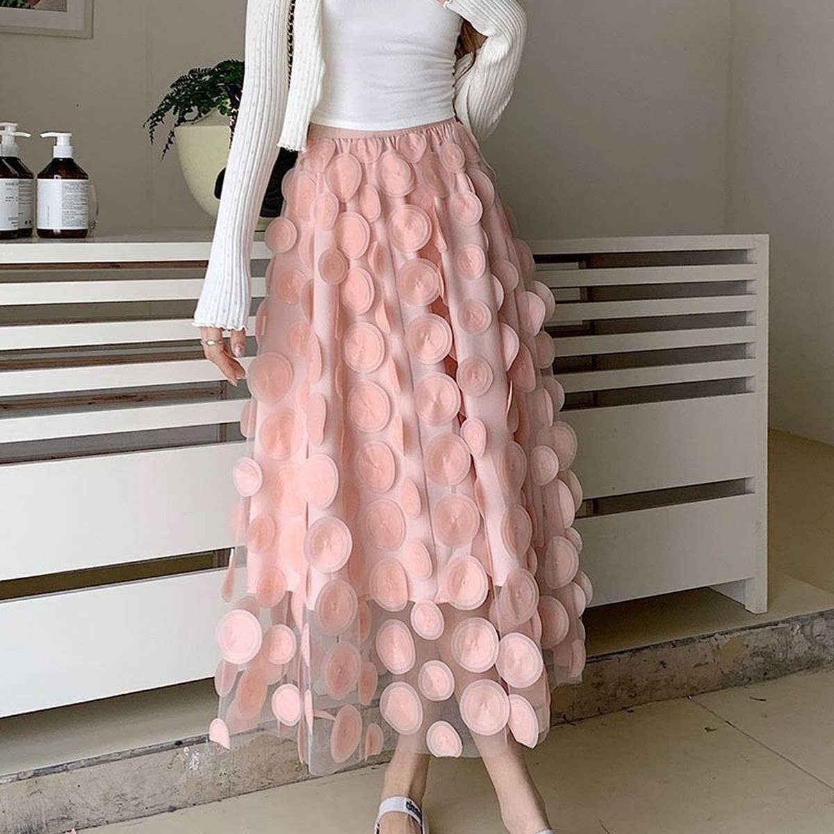 THREE-DIMENSIONAL FLORAL TULLE MESH SKIRT