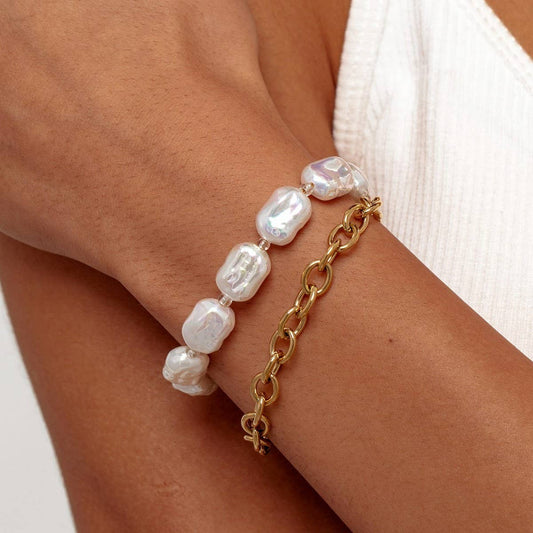 STAINLESS STEEL GOLD-PLATED VINTAGE PEARL BRACELET_CWMM3723