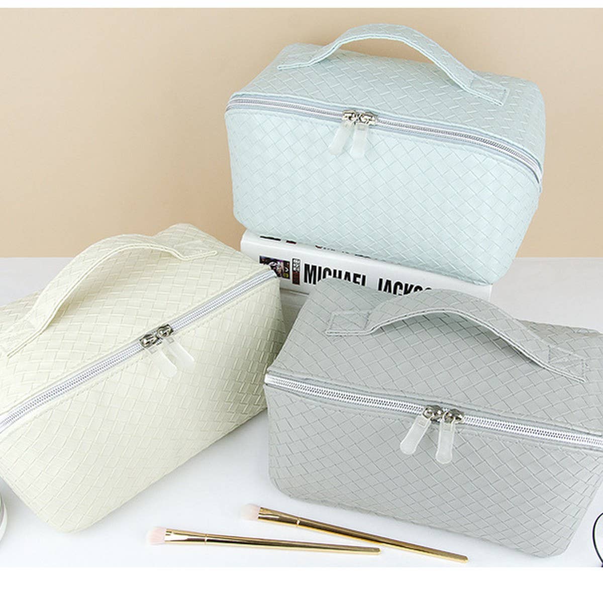 FASHION PORTABLE WOVEN COSMETIC BAG_CWAB1084