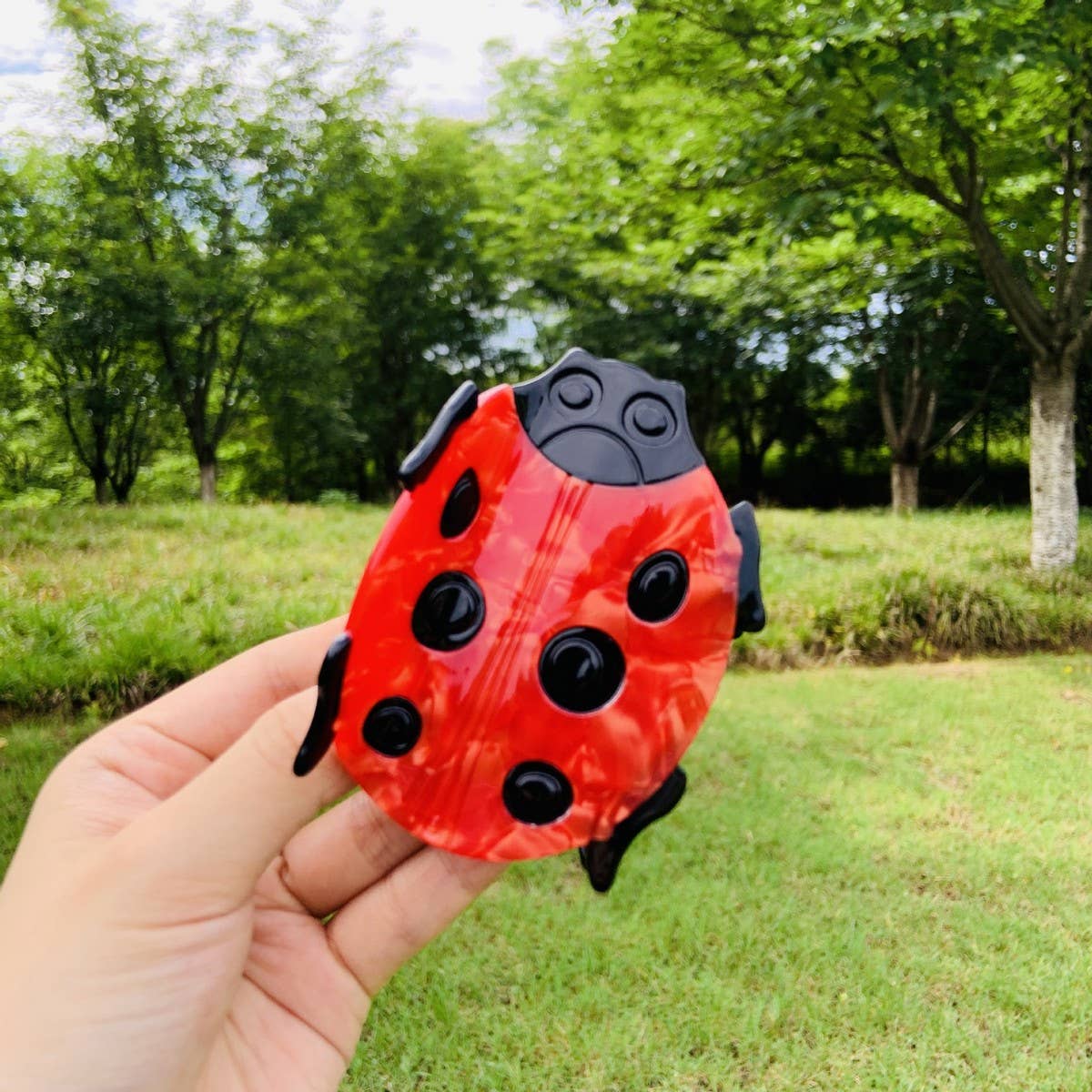 CUTE LADYBUG INSECT SHAPE ACETATE HAIR CLAW CLIP
