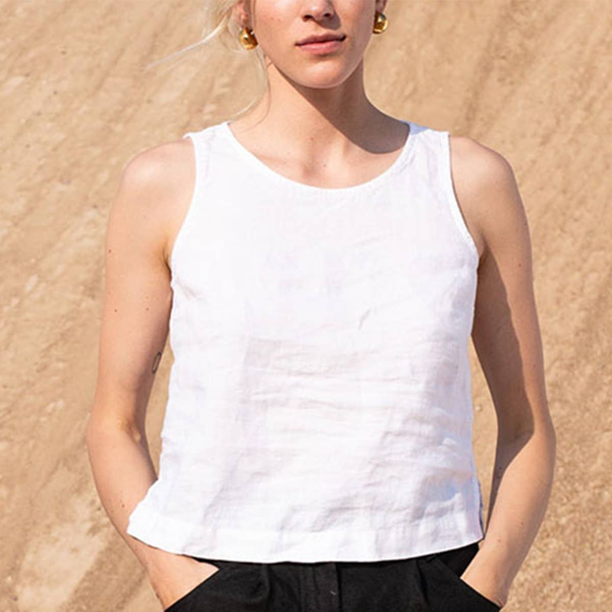 LINEN SLEEVELESS WAISTCOAT