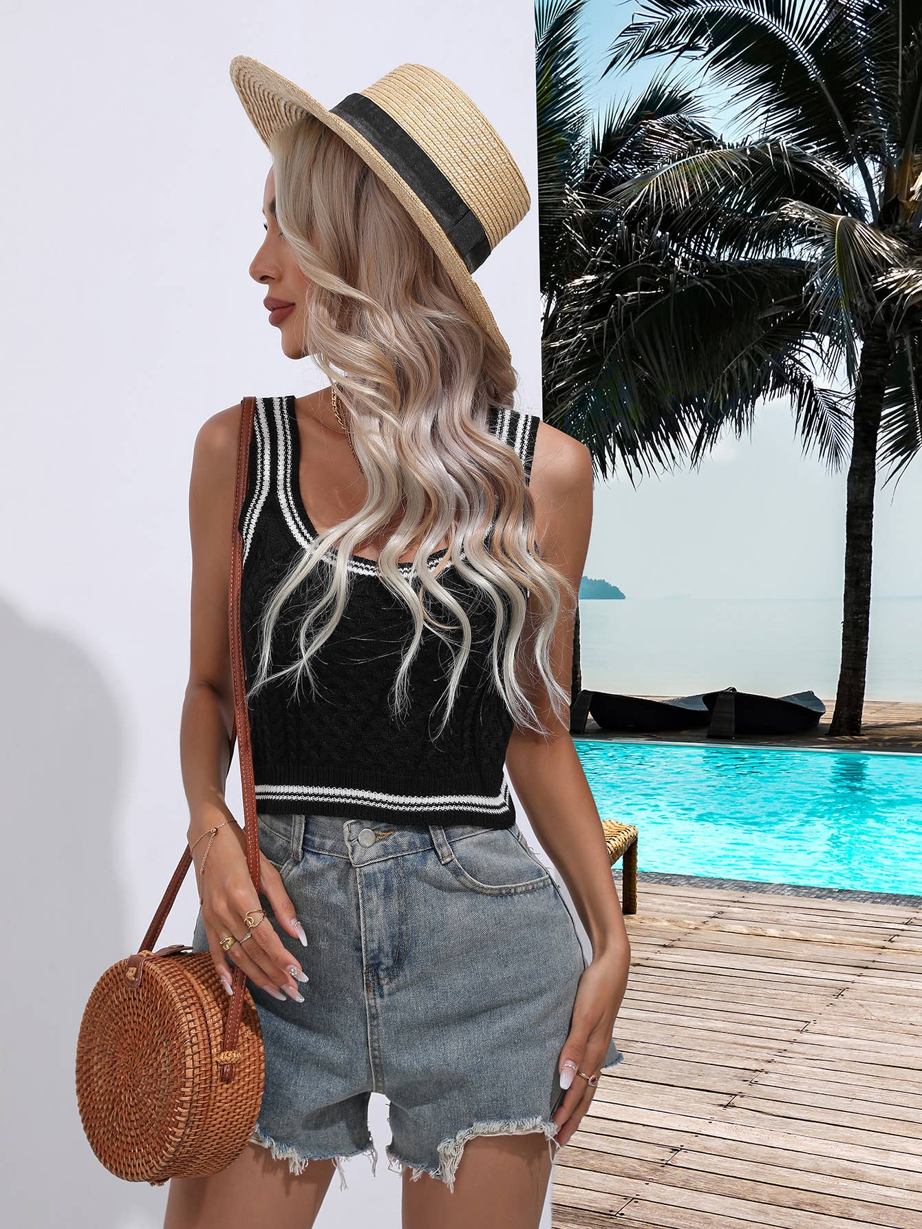 U-neck twist knitted twisted vest