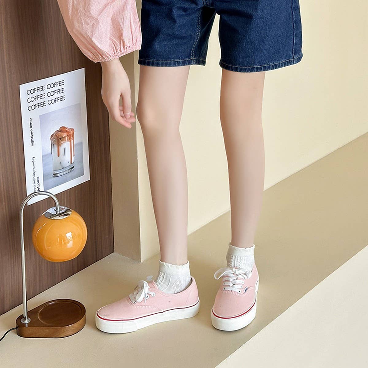 CWMS2496_SUMMER THIN PINK SHORT COLOR MATCHING SOCKS