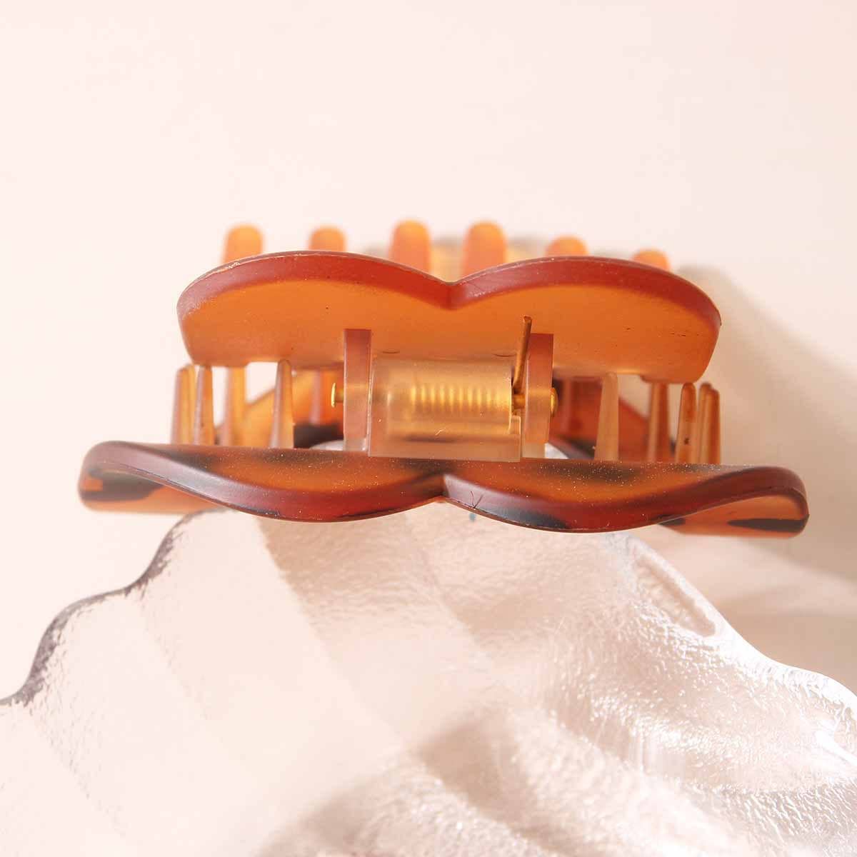 PC flat heart-shaped simple hair clip