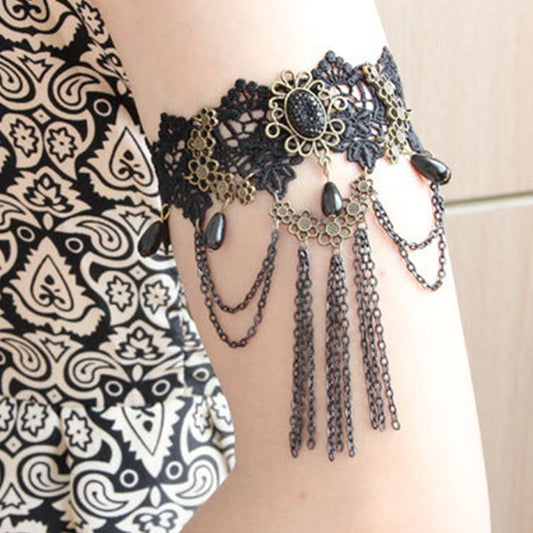 HALLOWEEN GOTHIC VAMPIRE FRINGED LACE BRACELET