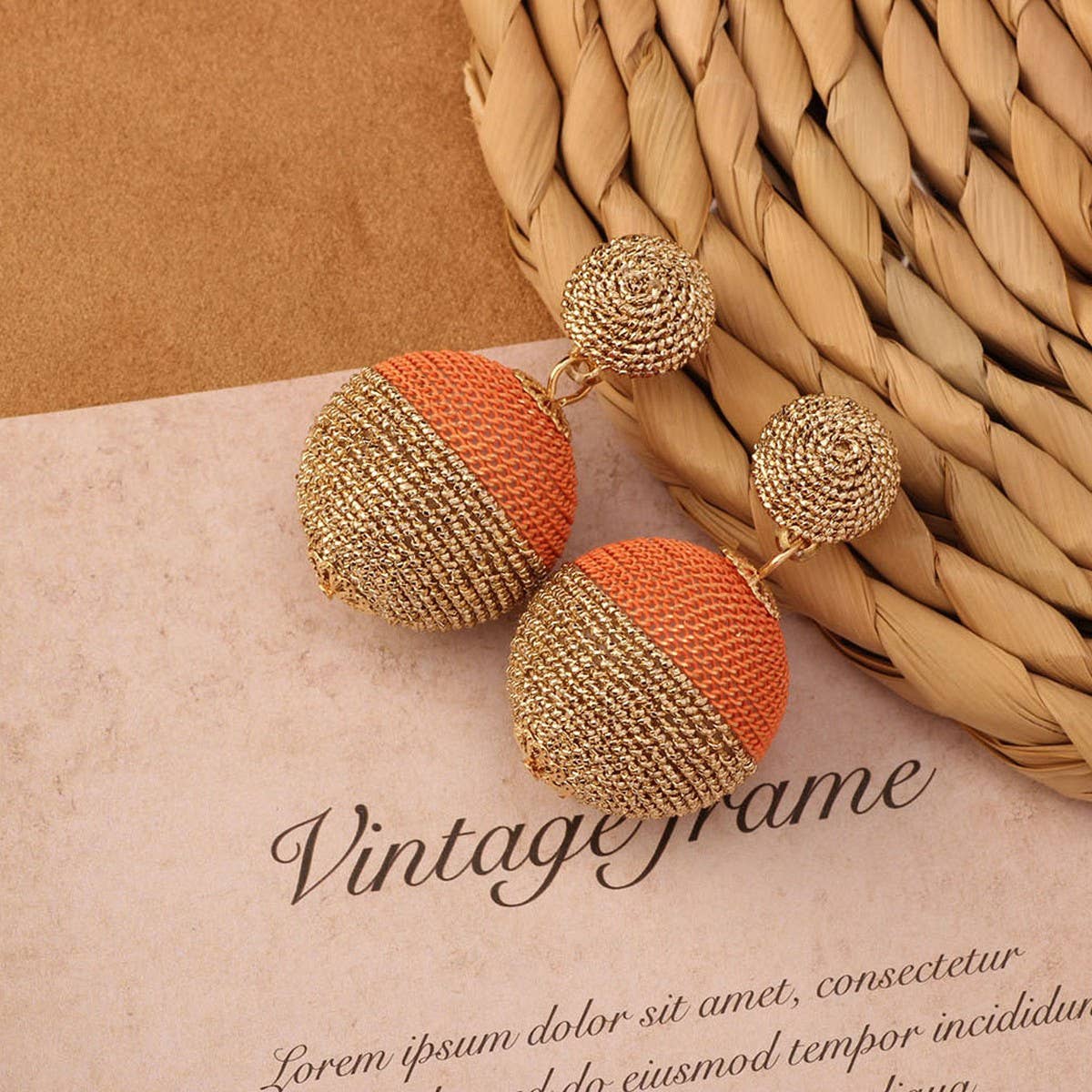 NEW VINTAGE SIMIAN GRASS VINE WOVEN EARRINGS_CWAJE4011
