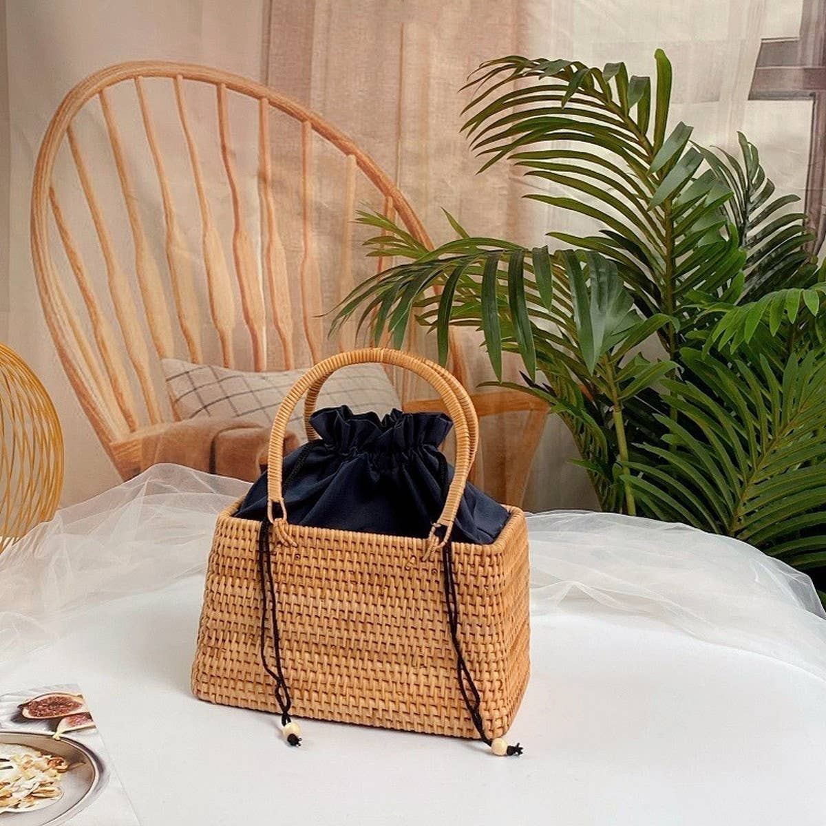 HANDMADE RATTAN BASKET SHELL STORAGE HANDBAG