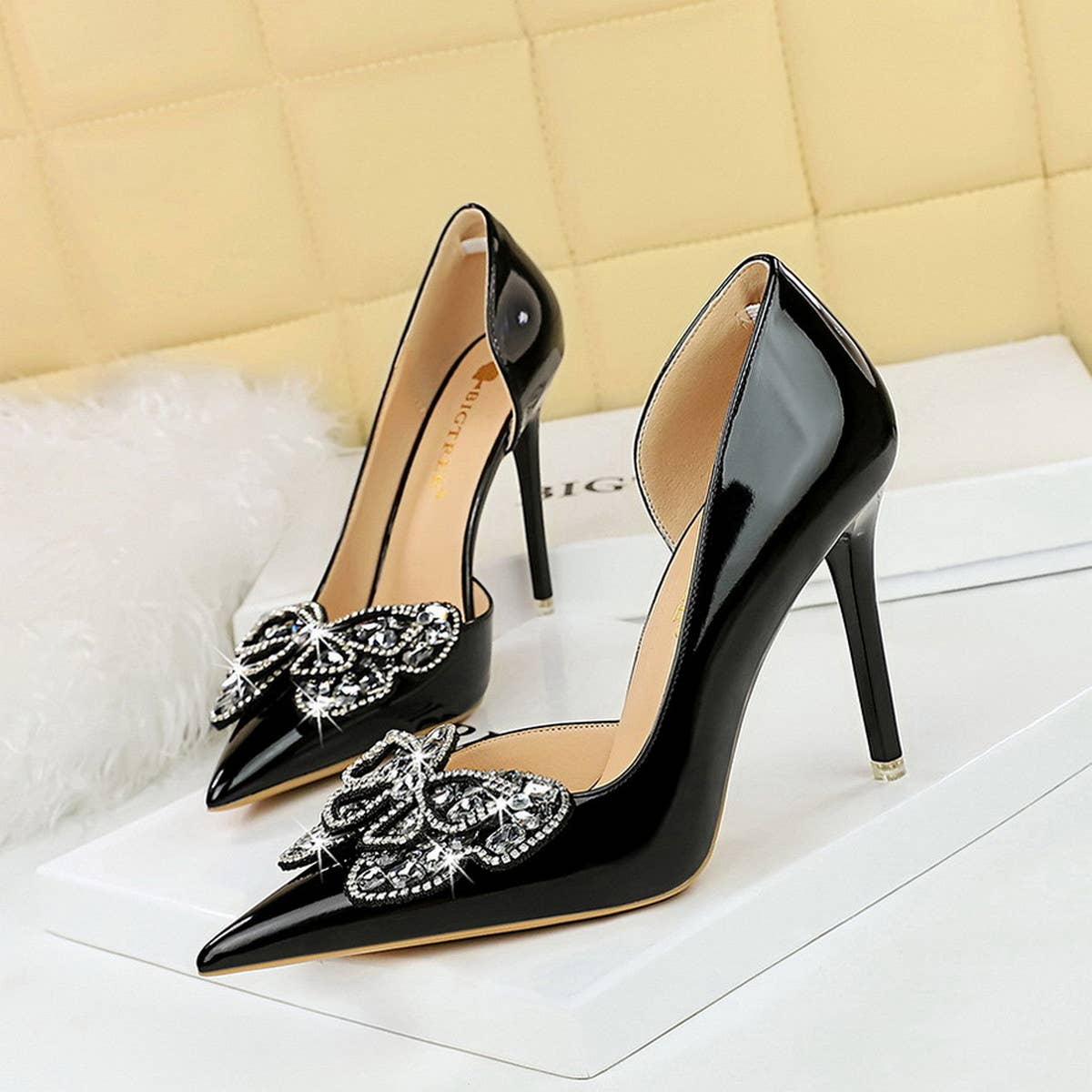 WOMEN SIMPLE SHALLOW POINTED TOE HIGH HEELS