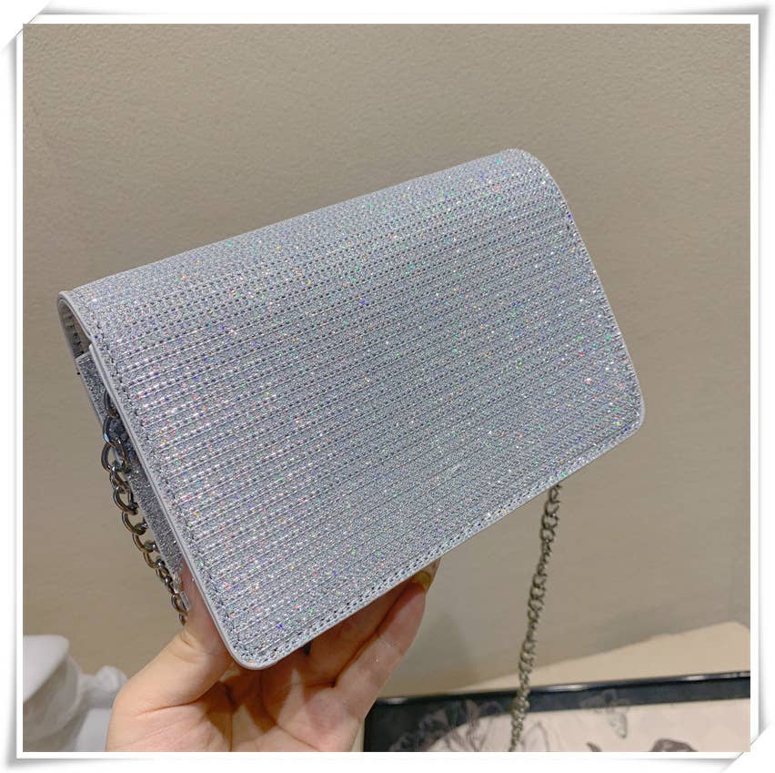 Trendy diamond-encrusted chain square bag