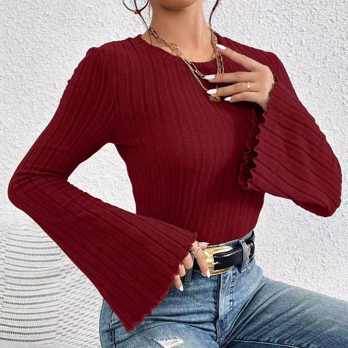 SHORT FLARED SLEEVE CREW NECK SLIM-FIT T-SHIRT