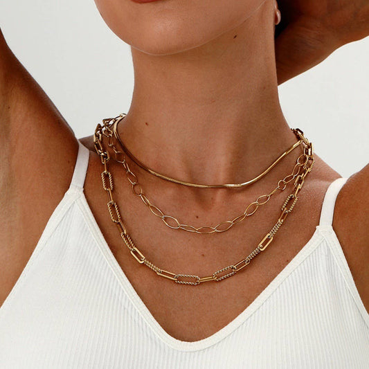 PAPERCLIP SNAKE BONE ROUND MULTI-LAYERED NECKLACE_CWMM3690