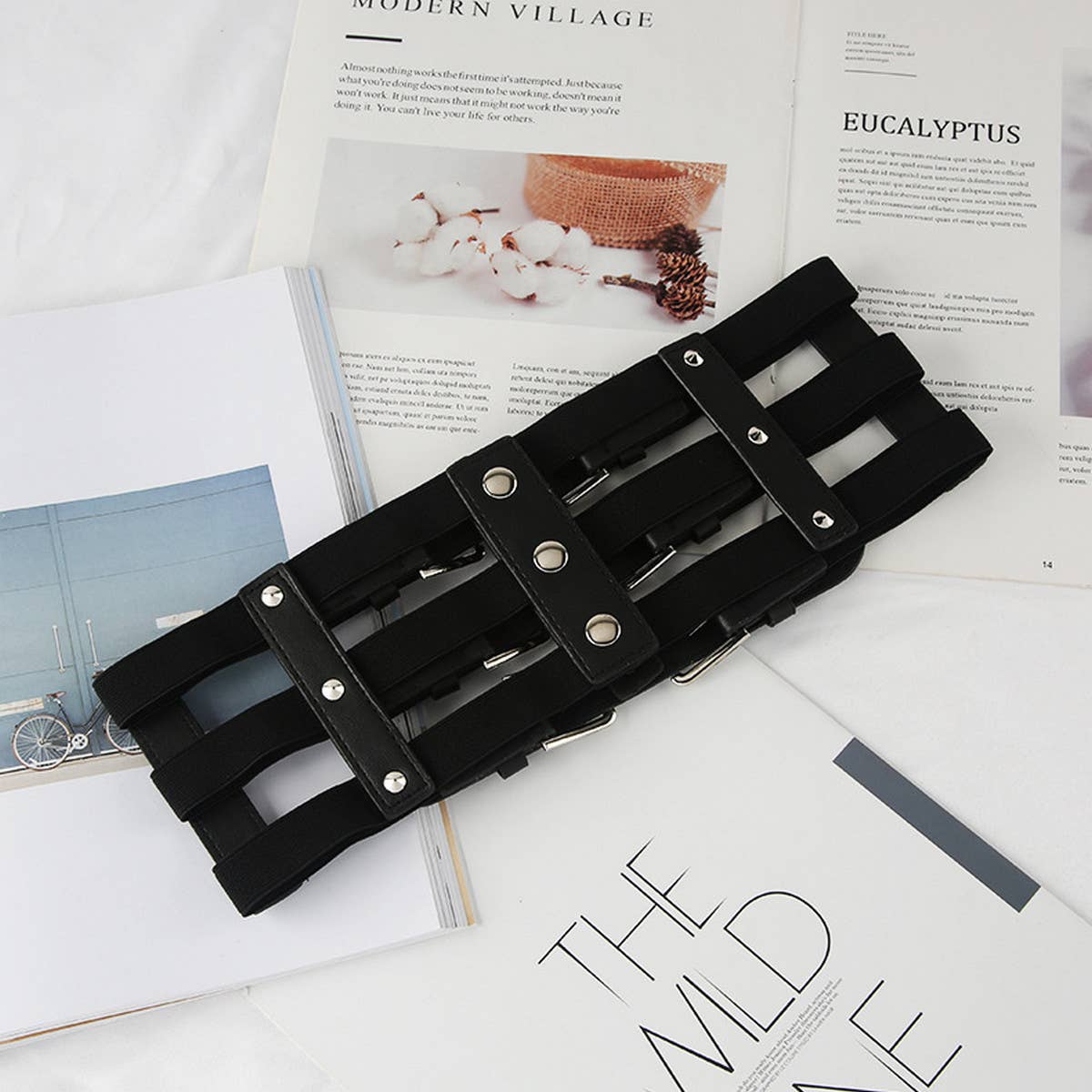 FASHIONABLE PUNK STYLE SUSPENDER BELT_CWABE0276