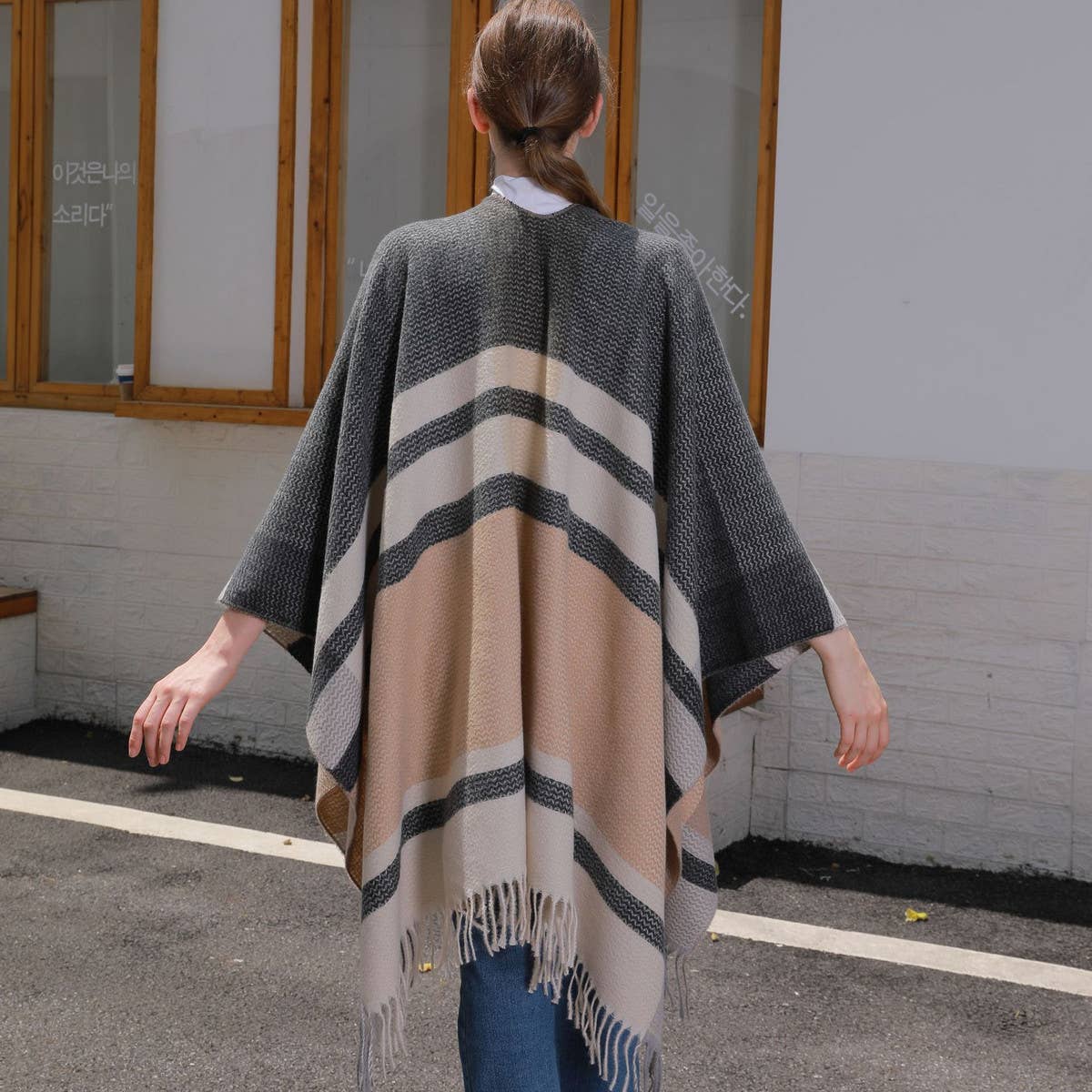 SIMPLE TASSEL PATTERN WIDE HORIZONTAL STRIPE SHAWL_CWASC0939