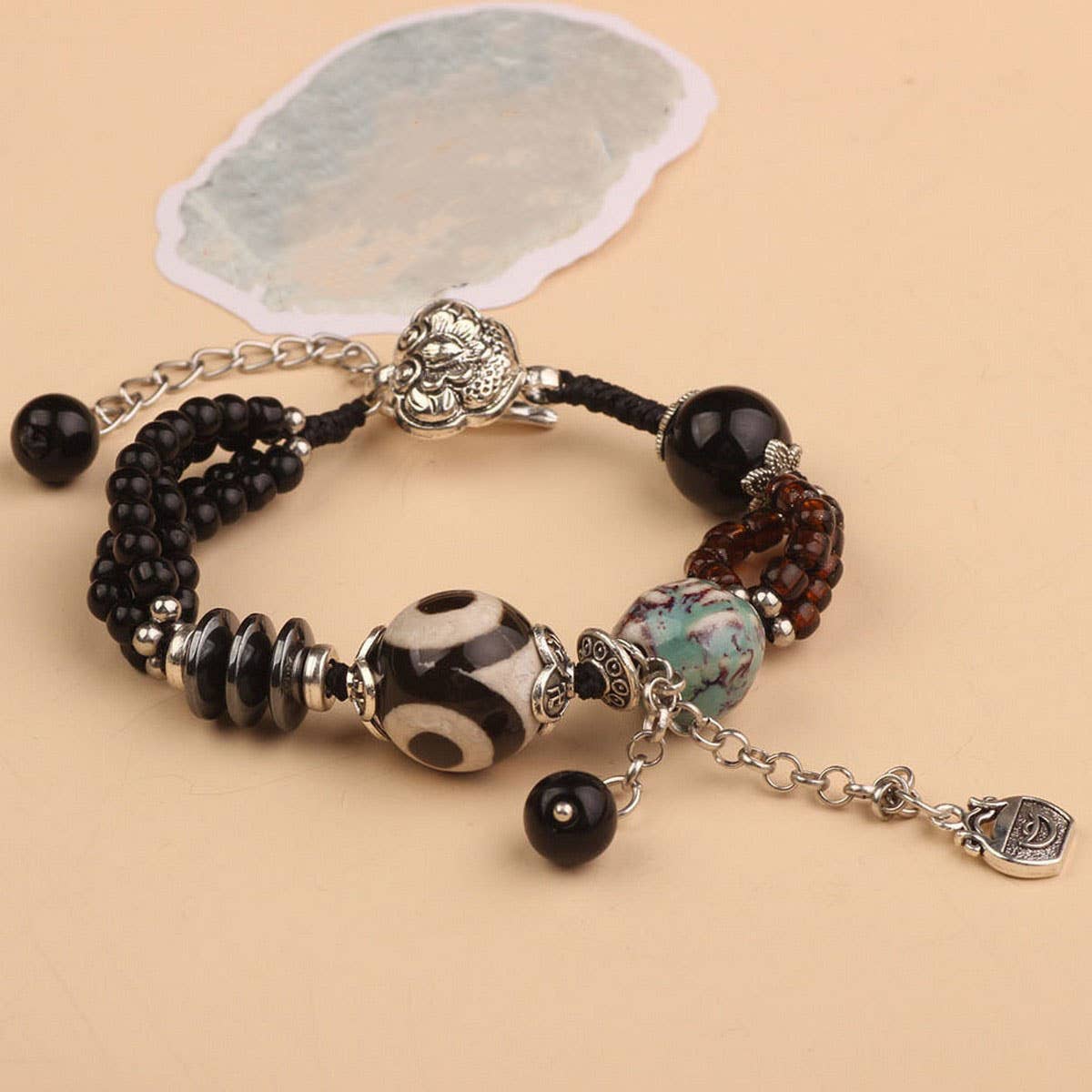 BOHEMIAN ETHNIC STYLE TASSEL RETRO BRACELET_CWAJE3964