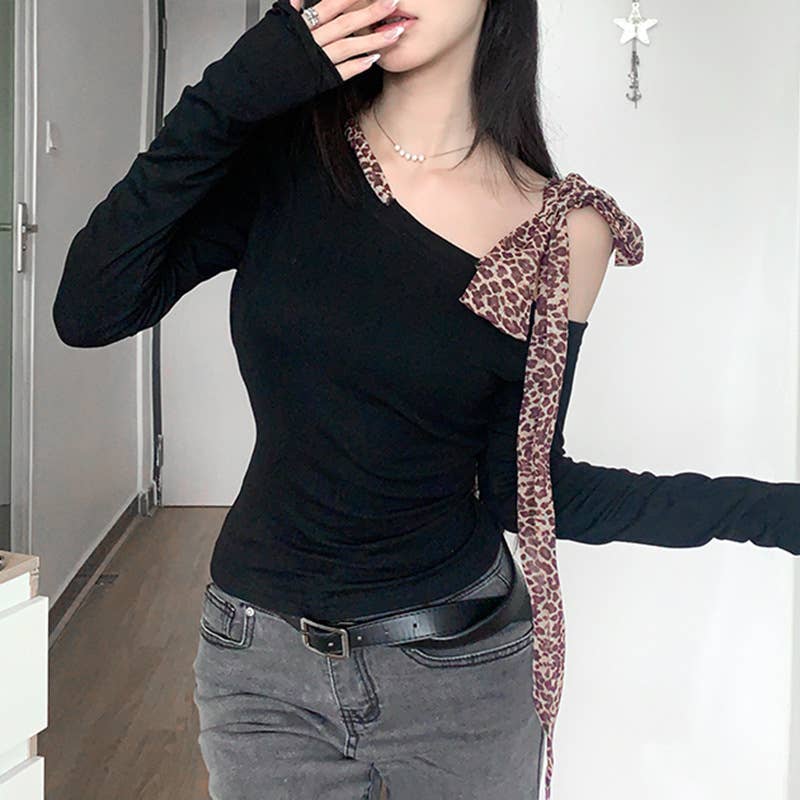 LEOPARD-PRINT LACE-UP WITH DIAGONAL SHOULDER BASE