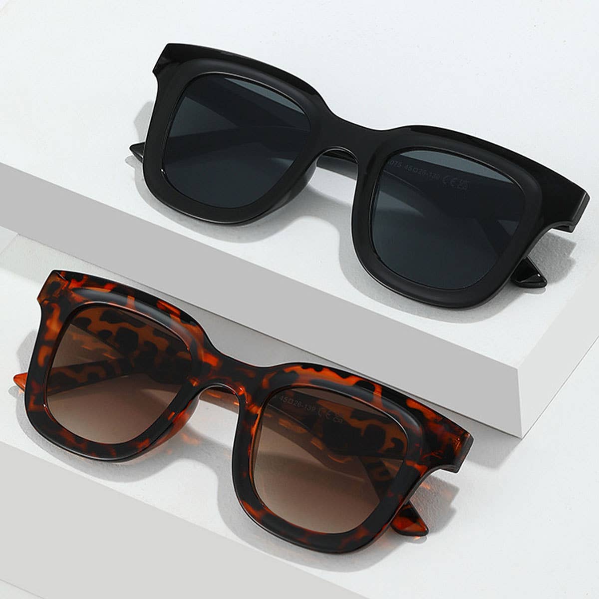 WIDE FRAME DANDY SUNGLASSES