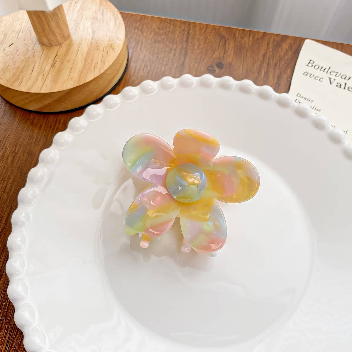 Acetate board style candy-colored hair clip