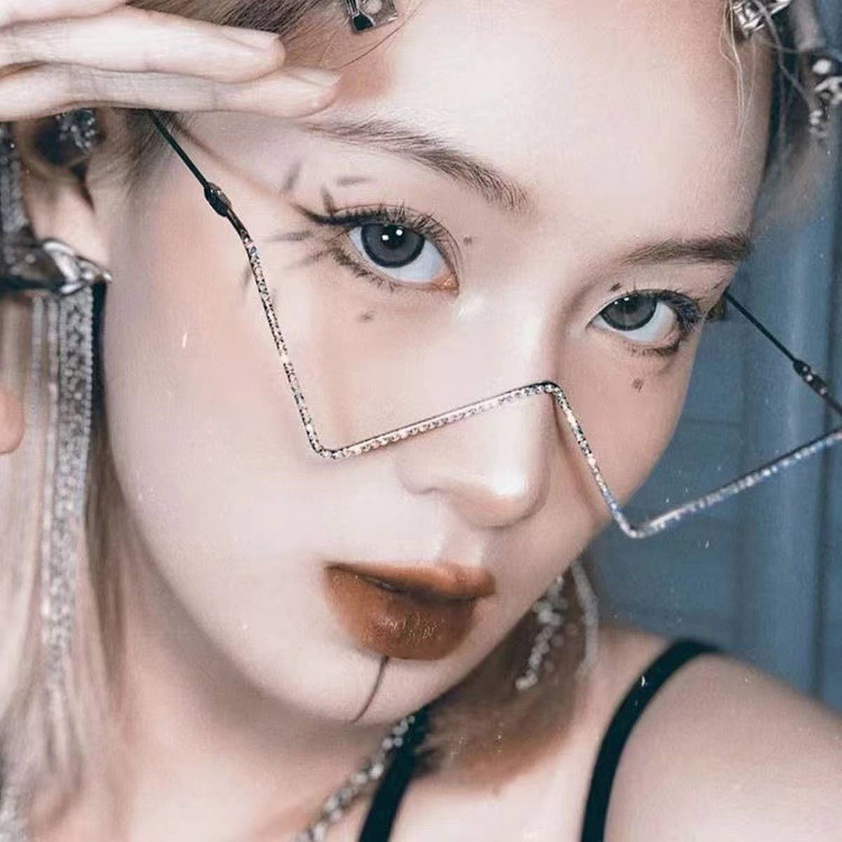 HALF RIMLESS METAL CHAIN GLASSES FRAME