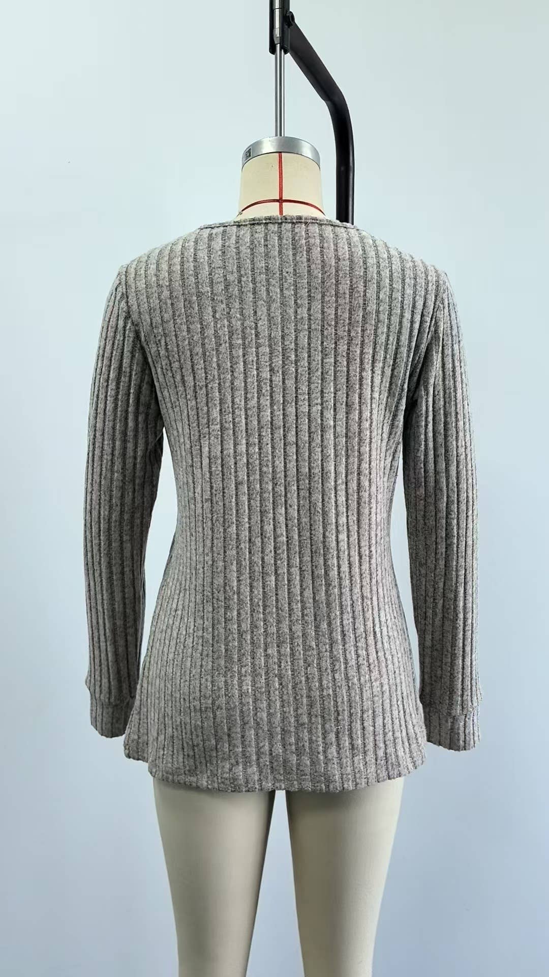 Knitted long-sleeved fashionable casual top