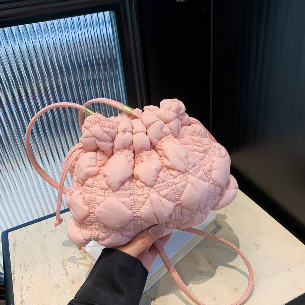 Quilted Cloud Bucket Bag Nylon Drawstring Handbag_CUAB00485